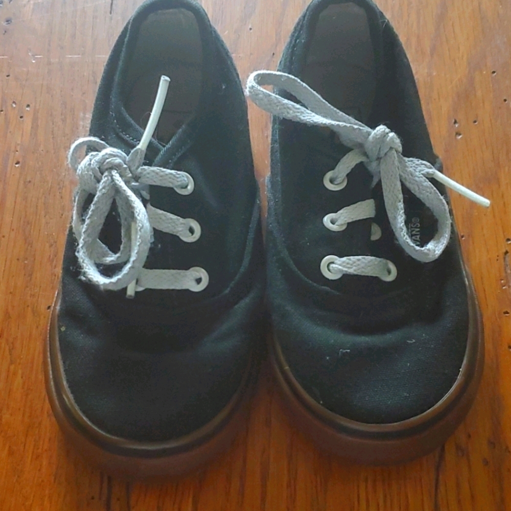 Black Toddler Van's